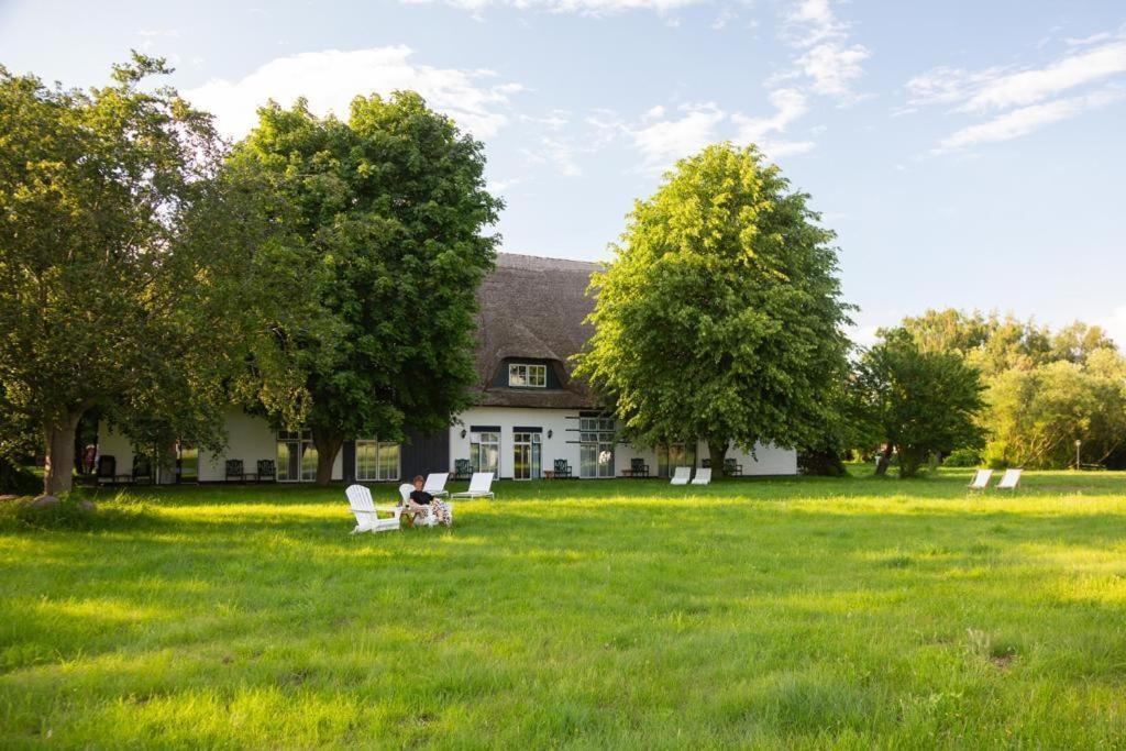 Landhotel Teichwiesenhof, Bed&Breakfast Oldenbourg en Holstein Extérieur photo